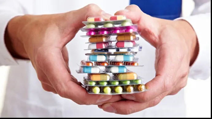 Află cum te afectează medicamentele pe care le iei zilnic