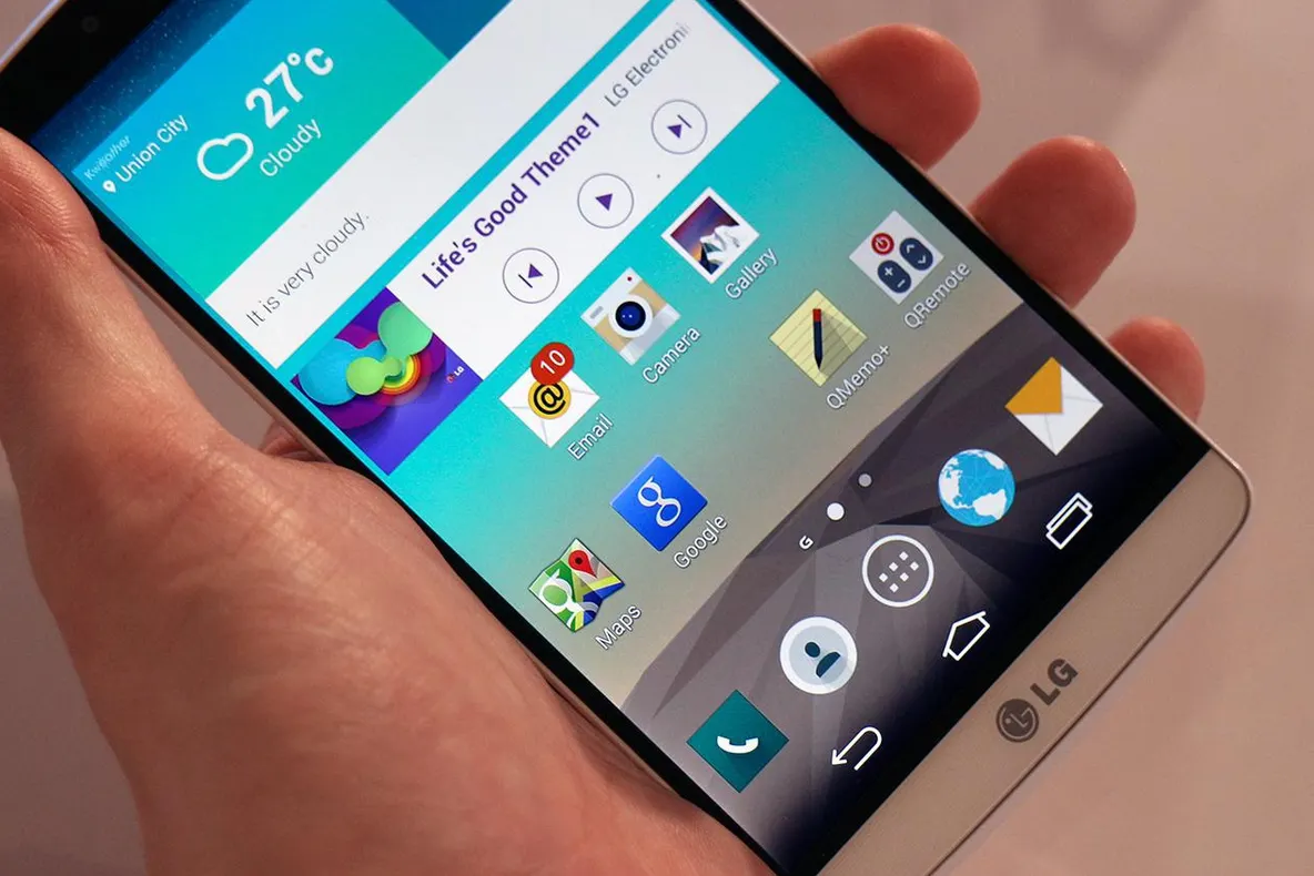 LG nu scapă de o MARE PROBLEMĂ! Telefonul acesta a explodat când era pus la încărcat!
