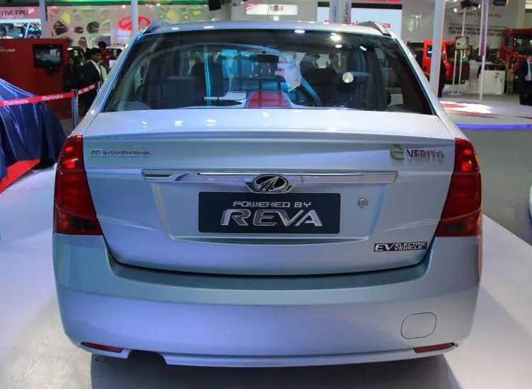 Dacia Logan 100% electrică made in India: Cum arată Loganul electric indian