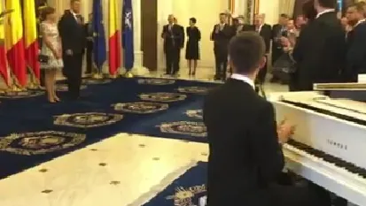 CEL MAI EMOŢIONANT moment din ziua învestiturii lui Klaus Iohannis