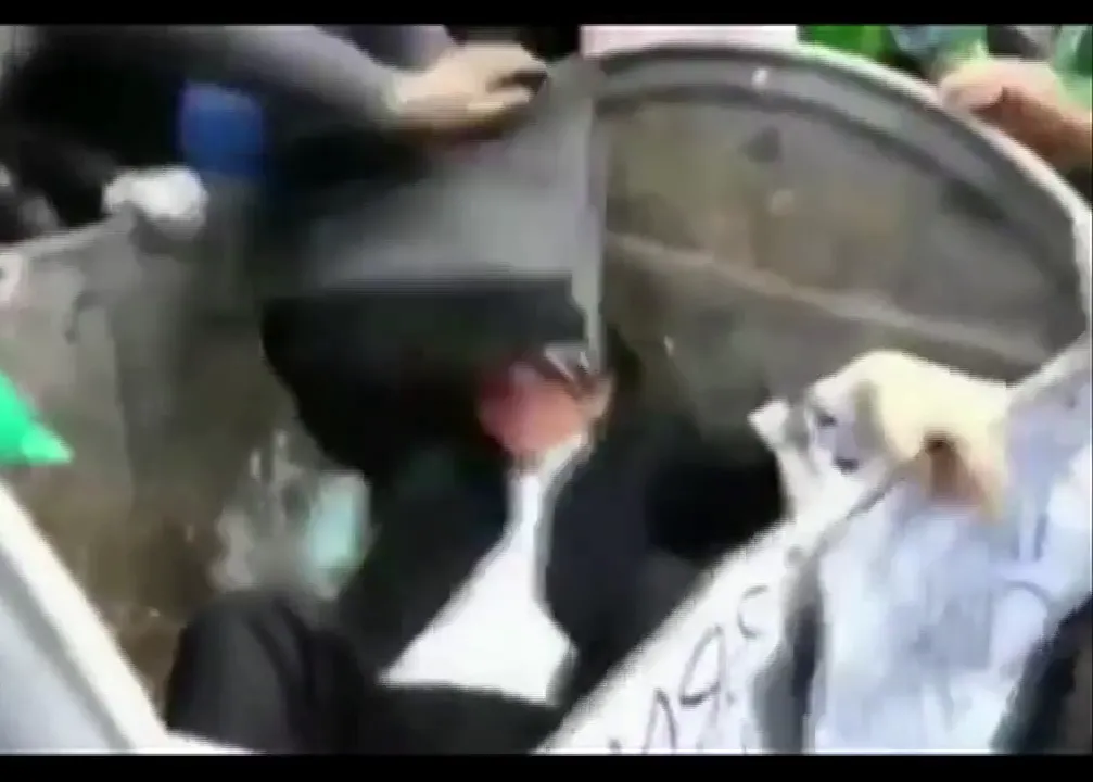 BANCUL ZILEI.  "Măi Mărie, spune drept, m-ai înşelat tu vreodată?"