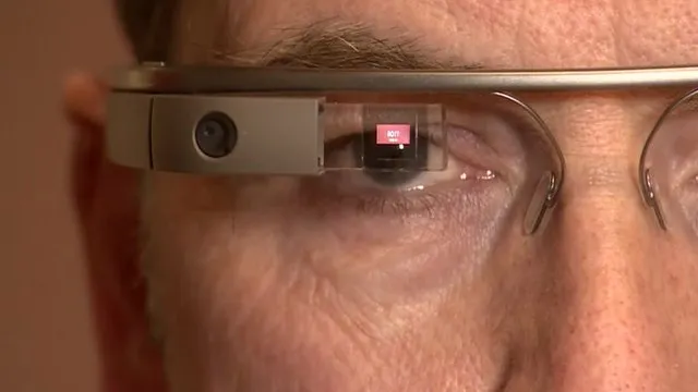 Google opreşte vânzarea ochelarilor digitali şi transferă proiectul unui fost oficial al Apple