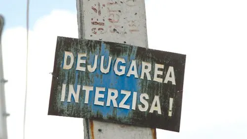 Cel mai ciudat INDICATOR RUTIER. într-un sat din Buzău