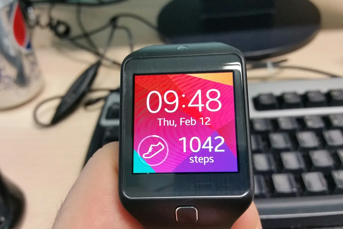 Vrei un smartwatch? Top 10 argumente pentru care merita sa-l cumperi 