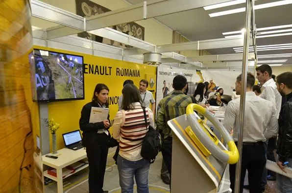 Lidl şi McDonald`s fac angajări la Angajatori de top. Lista firmelor cu joburi vacante