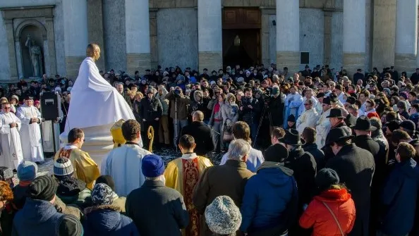 DNA, anchetă la imperiul imobiliar al Bisericii Romano-Catolice din Ardeal