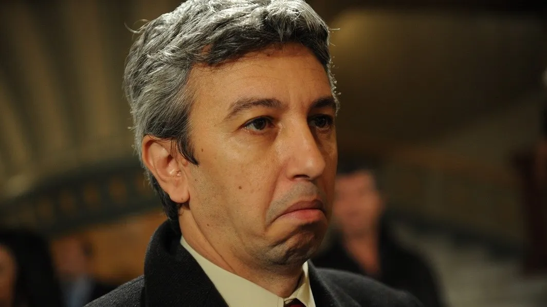 Dan Diaconescu: „După răpirea din Irak, au rămas 3 milioane de dolari. Coldea, GENIUL RĂULUI, a împărțit banii mafioților”