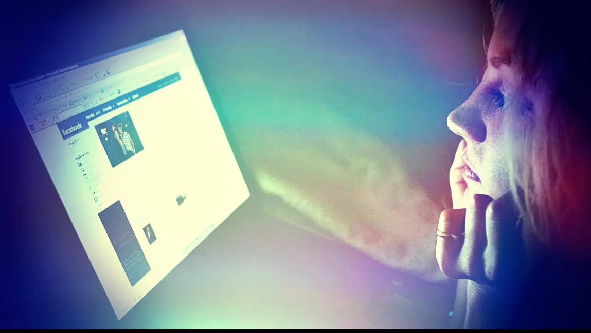 Cum vei recunoaște mereu românii pe Facebook: Tipologii pe care n-ai cum să le ignori!