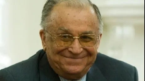 De ce ne-a zâmbit mereu Ion Iliescu? Elena Ceauşescu: „Ereditar, e lipsit de caracter“