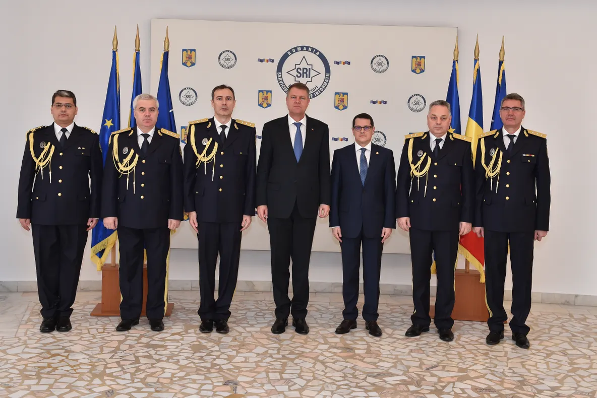 Instalarea lui Eduard Hellvig în fruntea SRI, fără accesul presei 