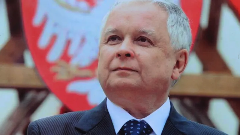 Polonia acuză doi cetățeni ruși că au provocat pericolul direct al catastrofei aeriene din 2010 
