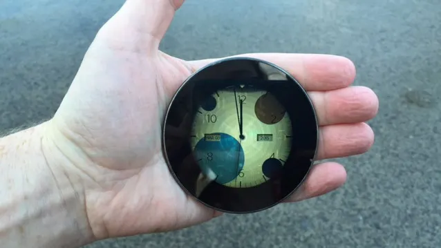 Monohm Runcible. Primul smartphone rotund din lume