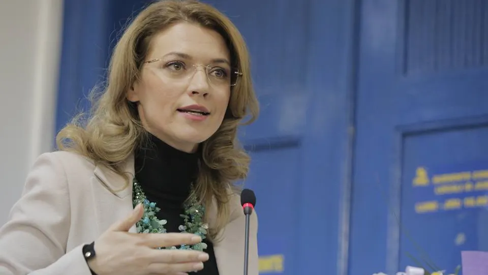 Gorghiu, despre modificarea Constituției: Lipsa dezbaterilor publice este un mare handicap 