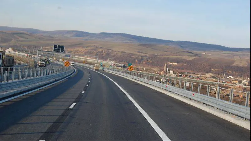 La Autostrada Transilvania se lucrează cu utilaje furate din Spania