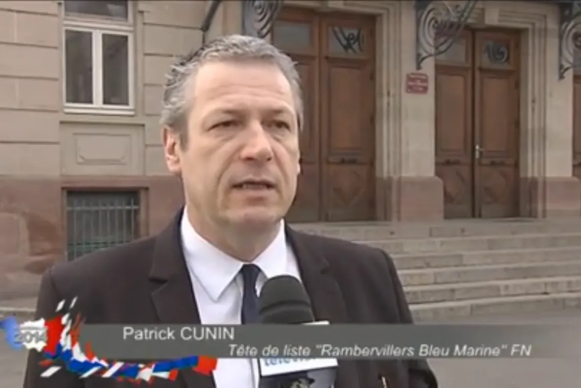 Politician francez, arestat pentru comentarii rasiste pe Facebook la adresa românilor