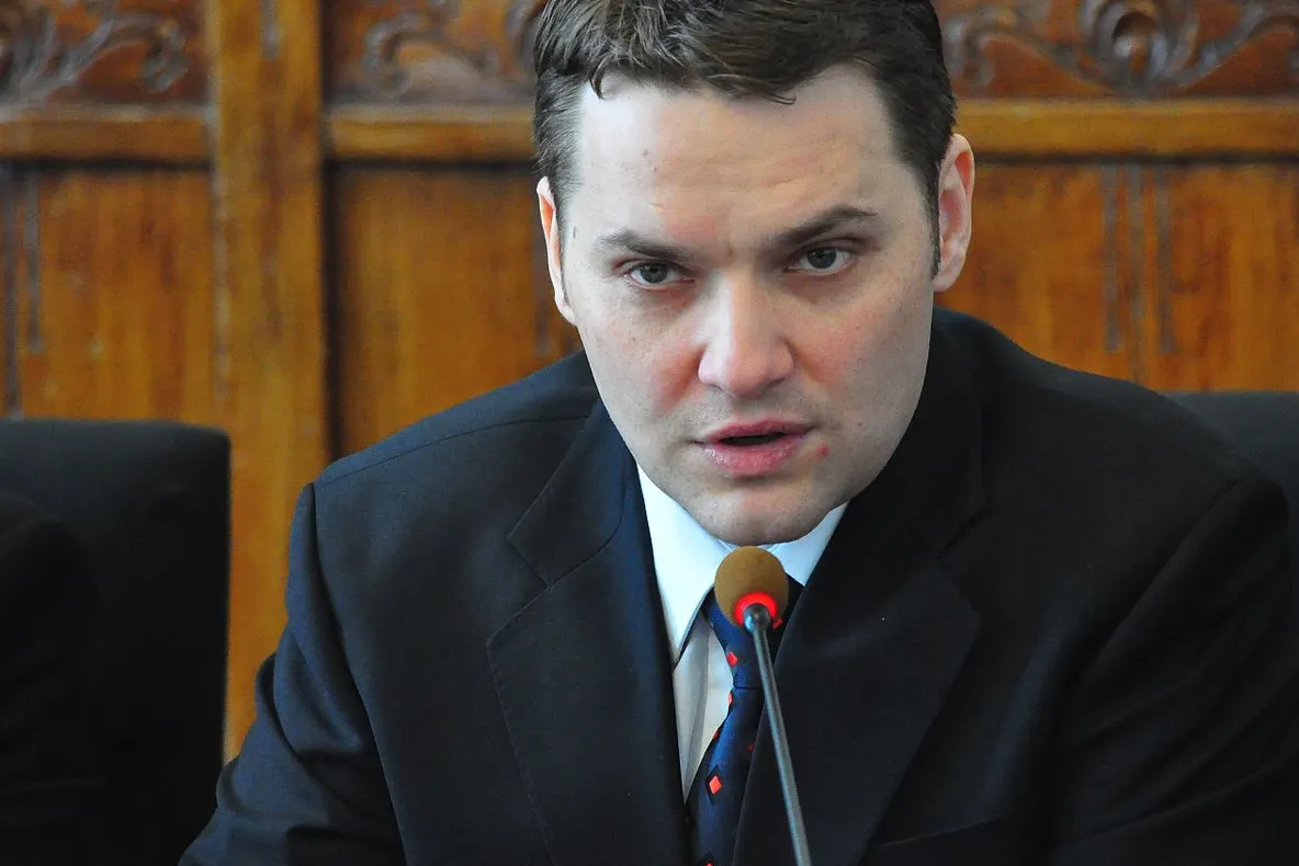Hotărârea Senatului în cazul Șova, publicată în Monitorul Oficial. PNL poate contesta hotărârea