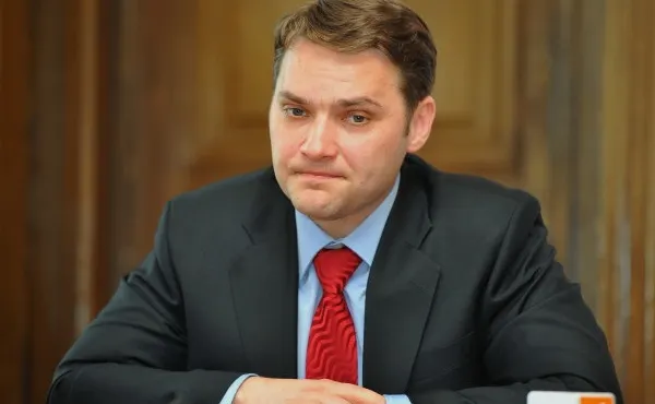 CCR, decizie în cazul Şova: Există un conflict între puterile statului