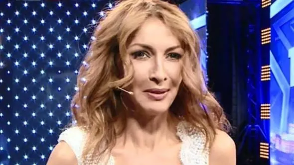 Mihaela Rădulescu, imaginea care a uimit internauţii: cu salam şi pâine, pe yacht