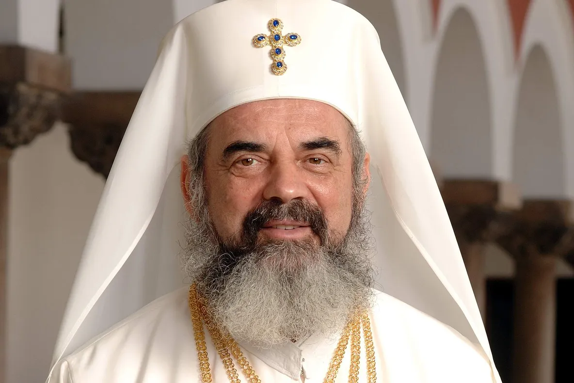 Patriarhul Daniel: Credința în înviere este izvor de lumină și putere spirituală