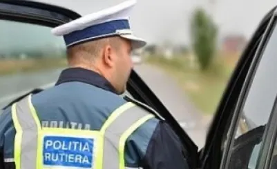 Şofer teribilist, prins cu 220 km/h pe A2. Poliţiştii, puşi în faţa unei mari dileme
