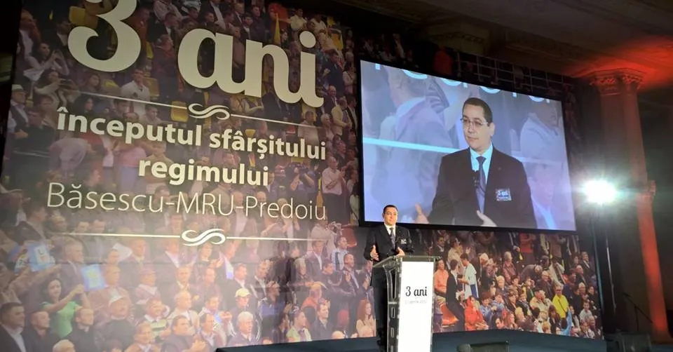Ponta anunţă pe melodia AC/DC "Thunderstruck" că va fi premier până la finalul lui 2016 