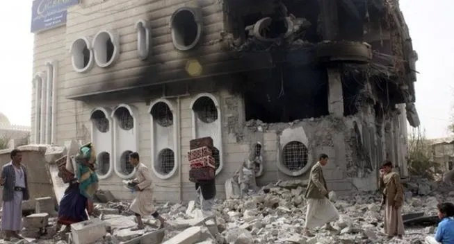 Aeroportul din Yemen a fost bombardat