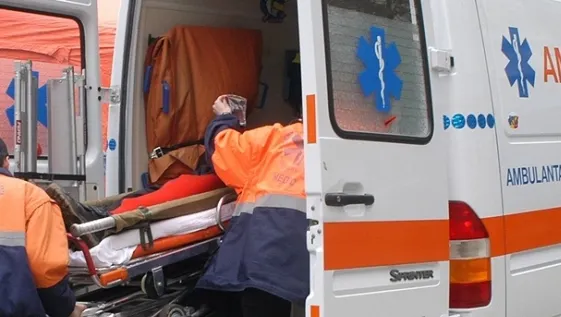 COD GALBEN de CANICULĂ: Peste 30 de persoane au leşinat pe stradă