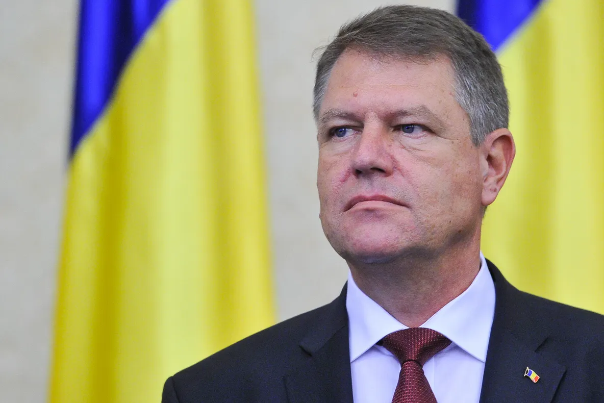 Cu ce daruri s-a dus Klaus Iohannis la papa Francisc
