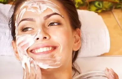 Cele mai bune măşti şi tratamente cu lactate