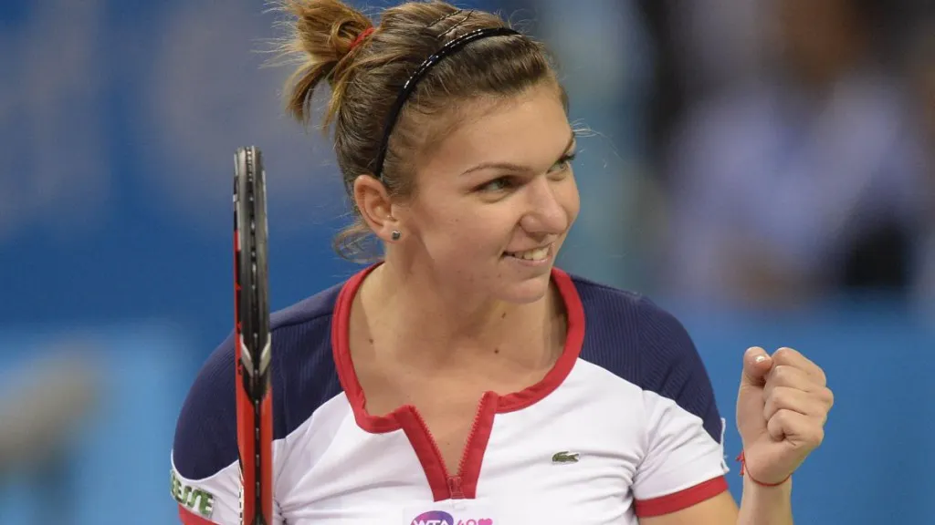 Roland Garros 2015. Surpriză neplăcută: Simona Halep, eliminată de Lucici-Baroni (5-7, 1-6)