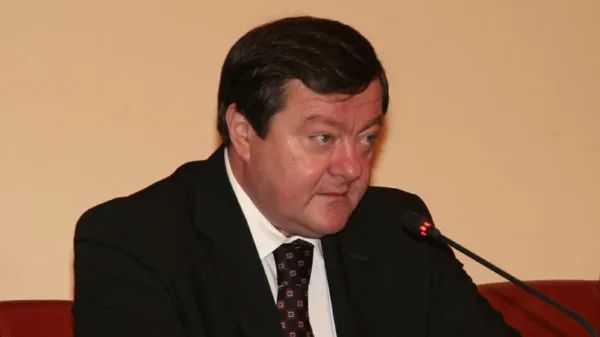 Anunț cumplit pentru Sorin Frunzăverde: Își va pierde toate funcțiile din PNL. Care este cauza