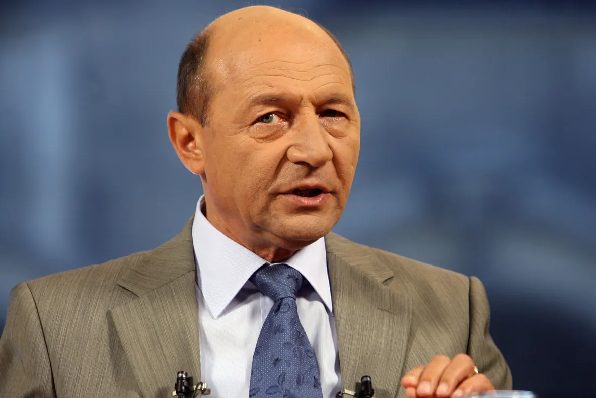 Traian Băsescu: "Potrivit legii 10, am cumpărat casa din Mihăileanu. Mă aştept la 60-80 de dosare"