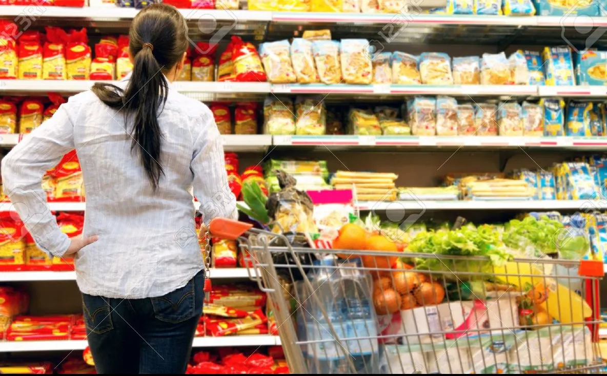 Marile magazine, obligate de stat să vândă marfă românească în proporție de 51%