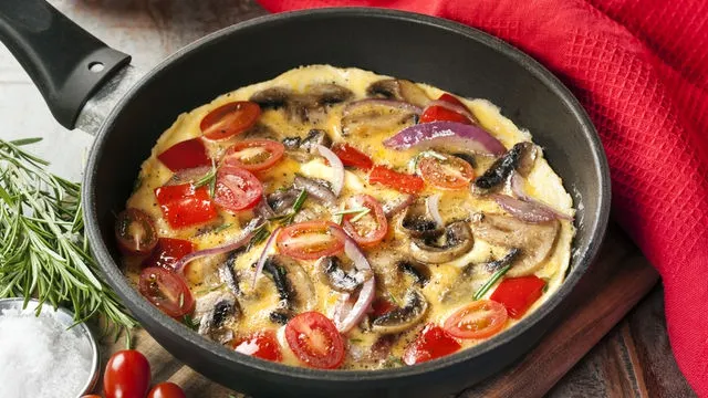 Proteine la micul dejun. Ce să alegi ca să slăbeşti?