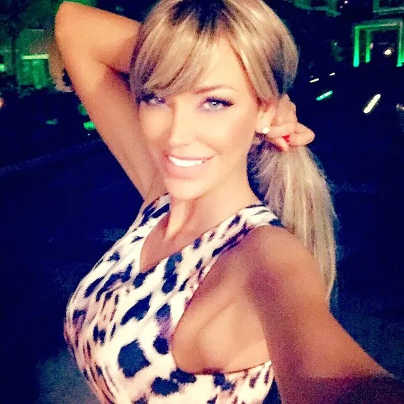 A născut! Anunţul făcut de Bianca Drăguşanu