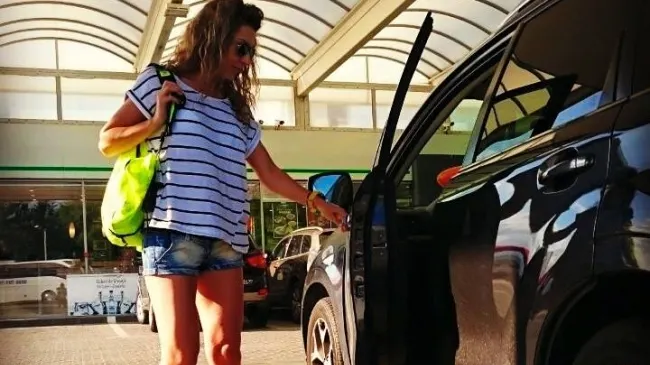 Reguli importante pe care trebuie să le aplici atunci când stai la plajă!