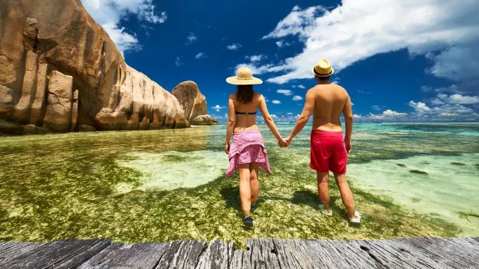 Horoscop: Ce zodii îşi găsesc jumătatea vara asta