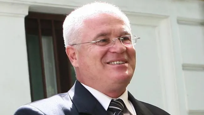 PSD ar putea schimba ministrul Justiției. Eugen Nicolicea, în locul lui Robert Cazanciuc