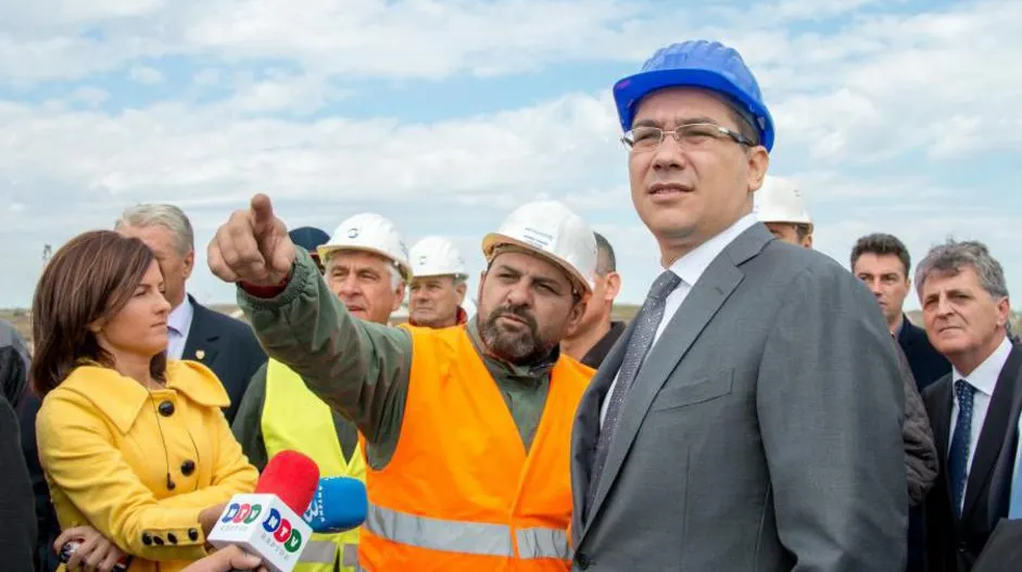 Marile proiecte uitate ale guvernării Ponta. De la 1 milion de joburi la 0 km de autostradă