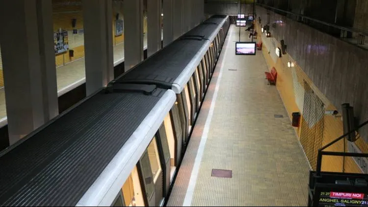 Alertă la Gara de Nord. Staţia de metrou, închisă. Ce au găsit poliţiştii în coletul suspect