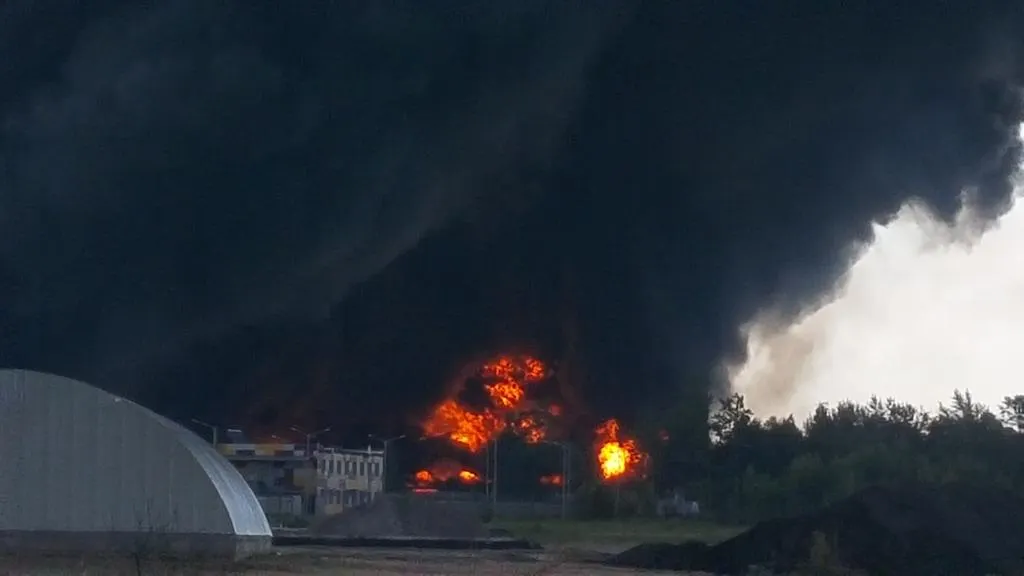 O mână criminală? Incendiul de lângă Kiev ar fi fost declanşat intenţionat
