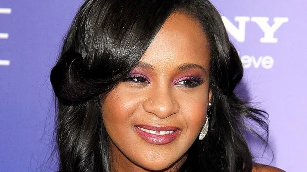 Bobbi Kristina Brown, fiica lui Whitney Houston, a murit la vârsta de 22 de ani