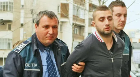 A omorât un bătrân pentru că traversa prea încet: Golanul cu BMW a fost eliberat din puşcărie