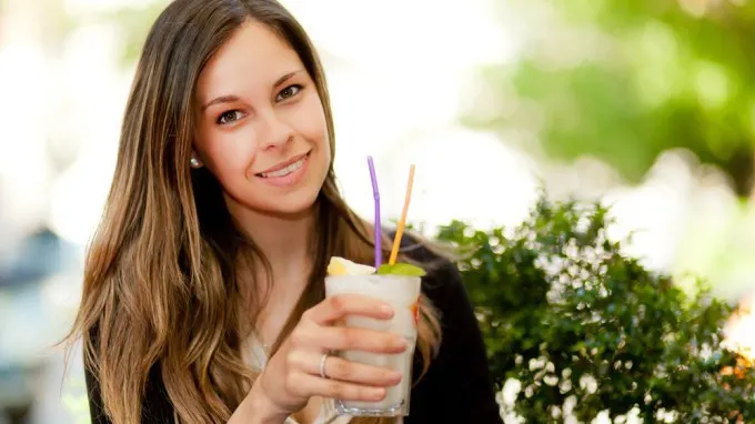 Scapă de pietrele la rinichi în 10 zile cu această băutură simplă şi naturală