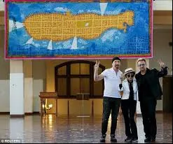 Un nou submarin galben pentru Lennon. Cine sunt fanii care i-au făcut acest cadou