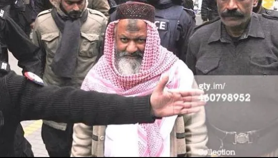 E vremea reglării conturilor! Liderul militanţilor suniţi din Pakistan, ucis împreună cu fiii săi