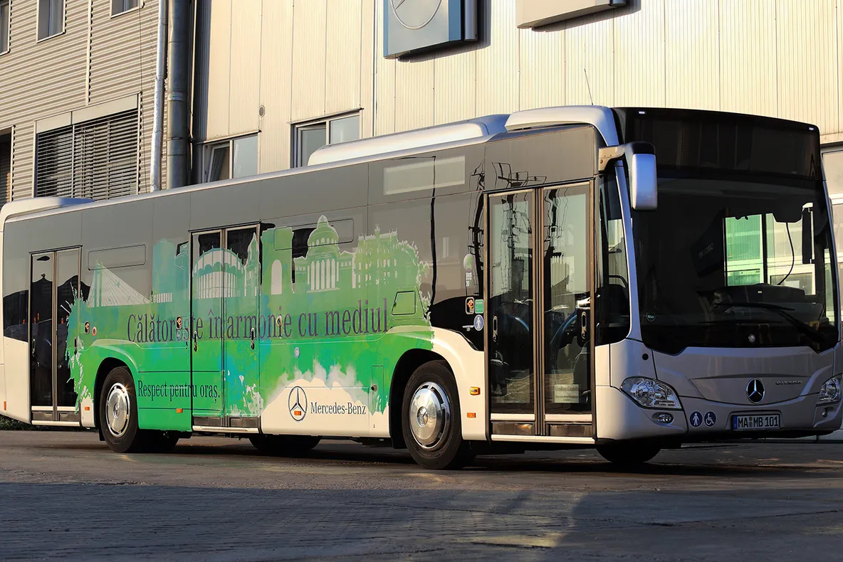 RATB are un nou autobuz și iată cum mergi gratis cu el prin București!