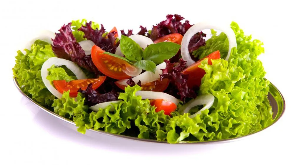 Top ingrediente simple care îţi vor face salată delicioasă şi sănătoasă