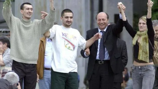 Traian Băsescu, la Instanţa Supremă. Se discută redeschiderea dosarului răpirii jurnaliştilor 