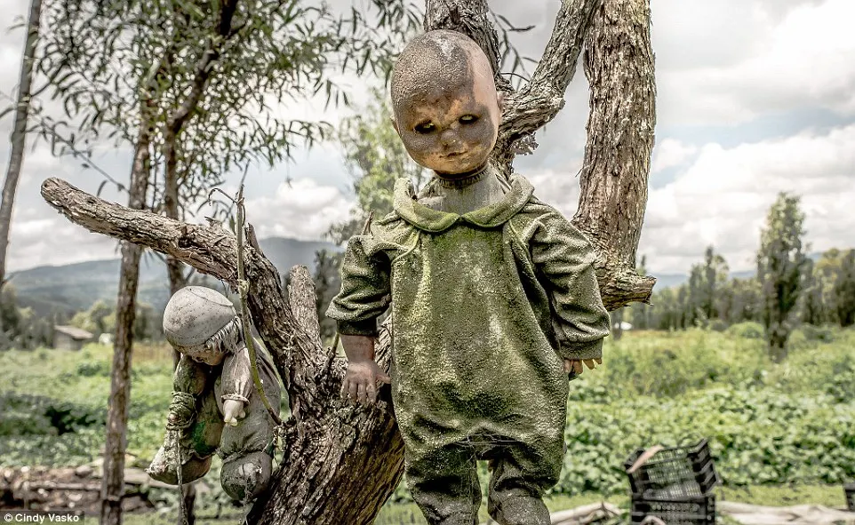 Cel mai înfricoșător loc de pe Planetă: insula păpușilor din Mexic